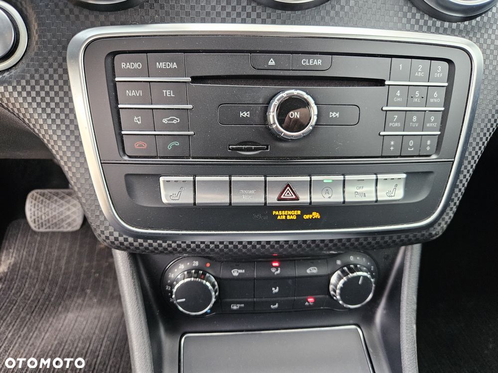 Mercedes-Benz Klasa A 180 (BlueEFFICIENCY) 7G-DCT Urban - 20