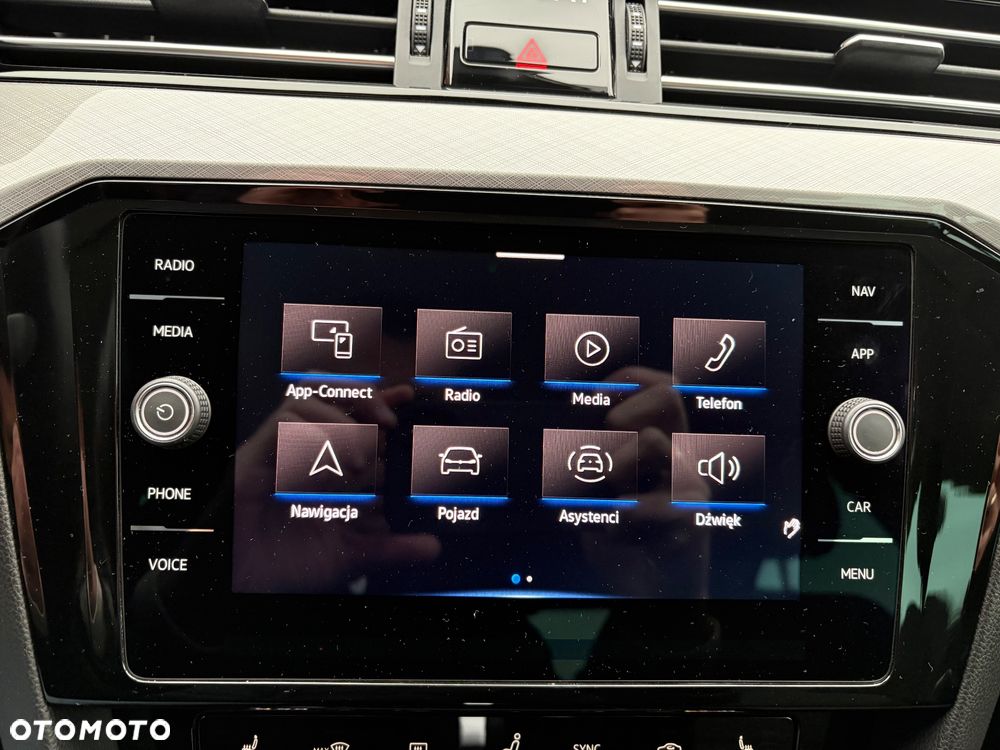 Volkswagen Passat 1.5 TSI EVO Business DSG - 24