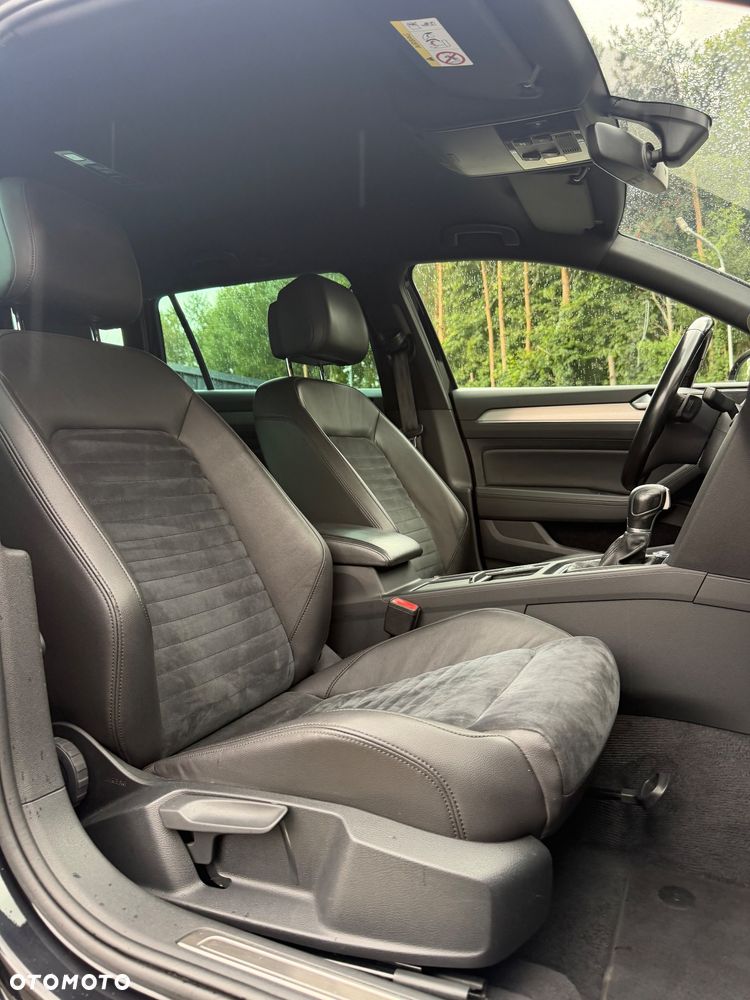 Volkswagen Passat 2.0 TDI Bi-Turbo BMT 4Mot Highline DSG - 30