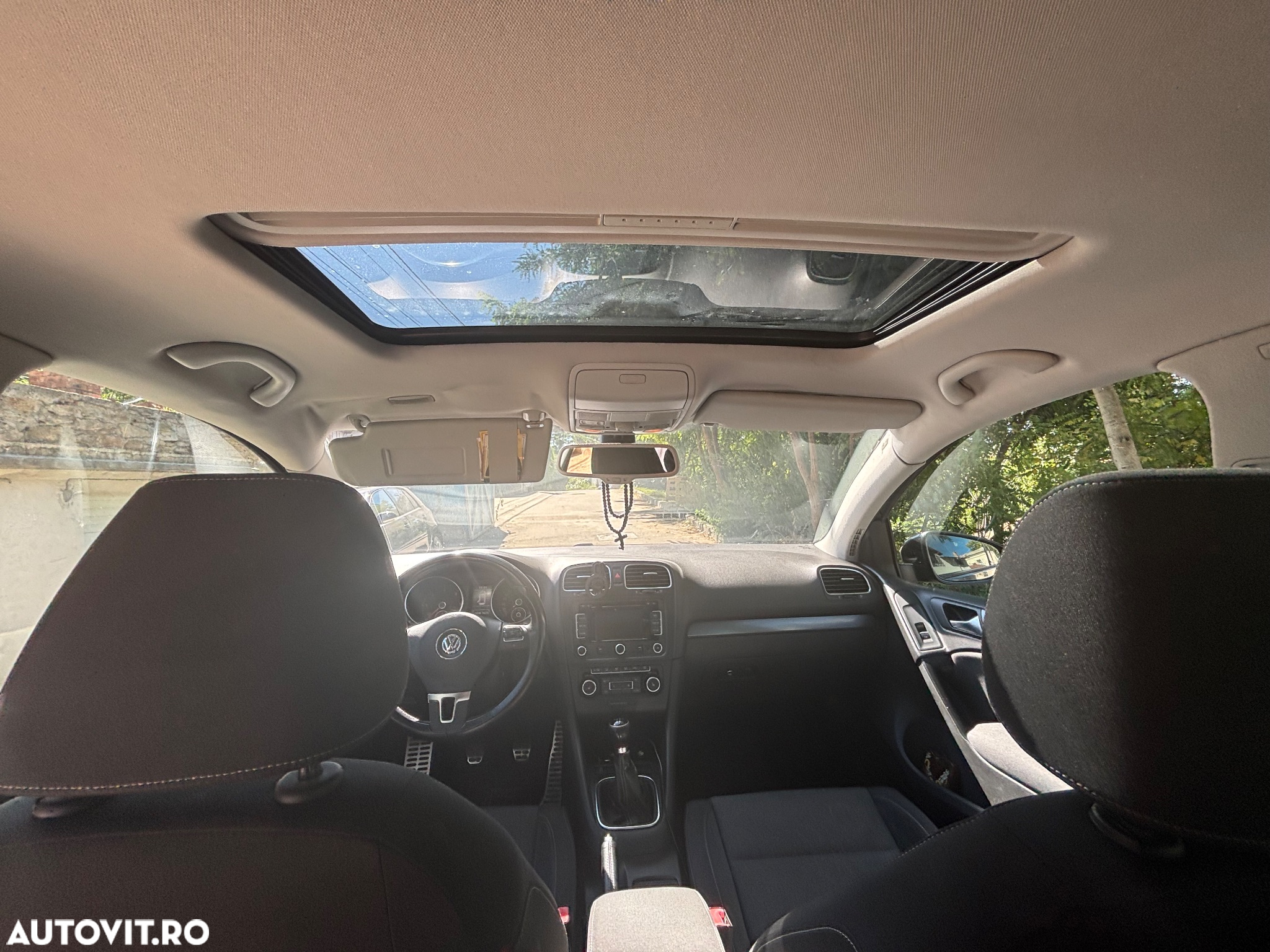Volkswagen Golf - 8