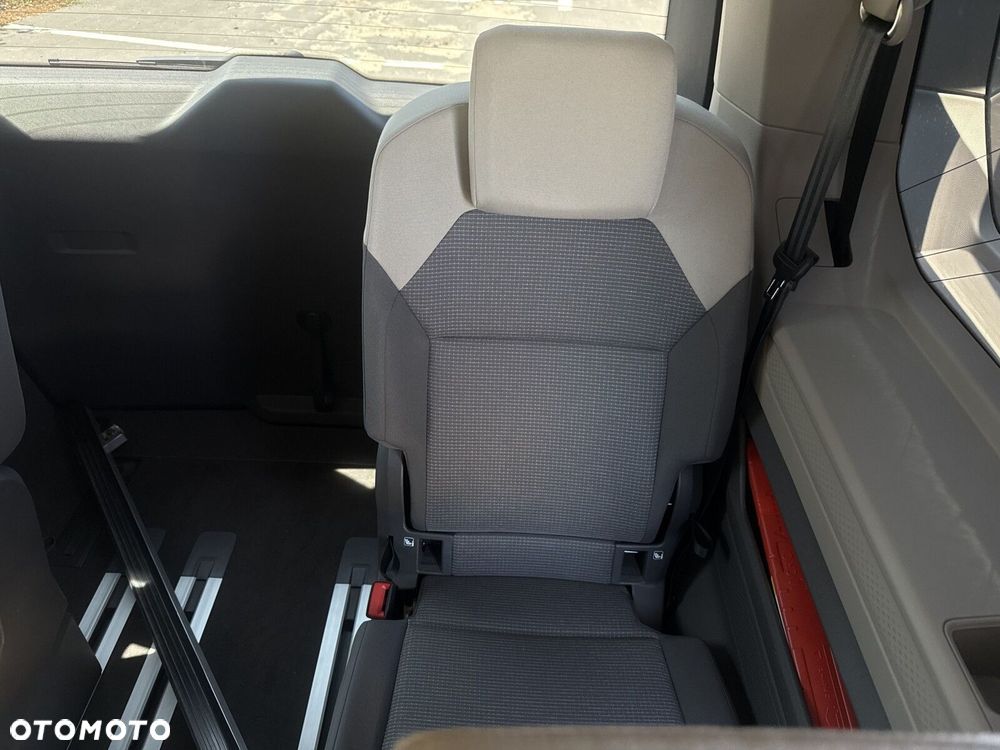 Volkswagen Multivan 2.0 TDI L1 Family DSG - 35