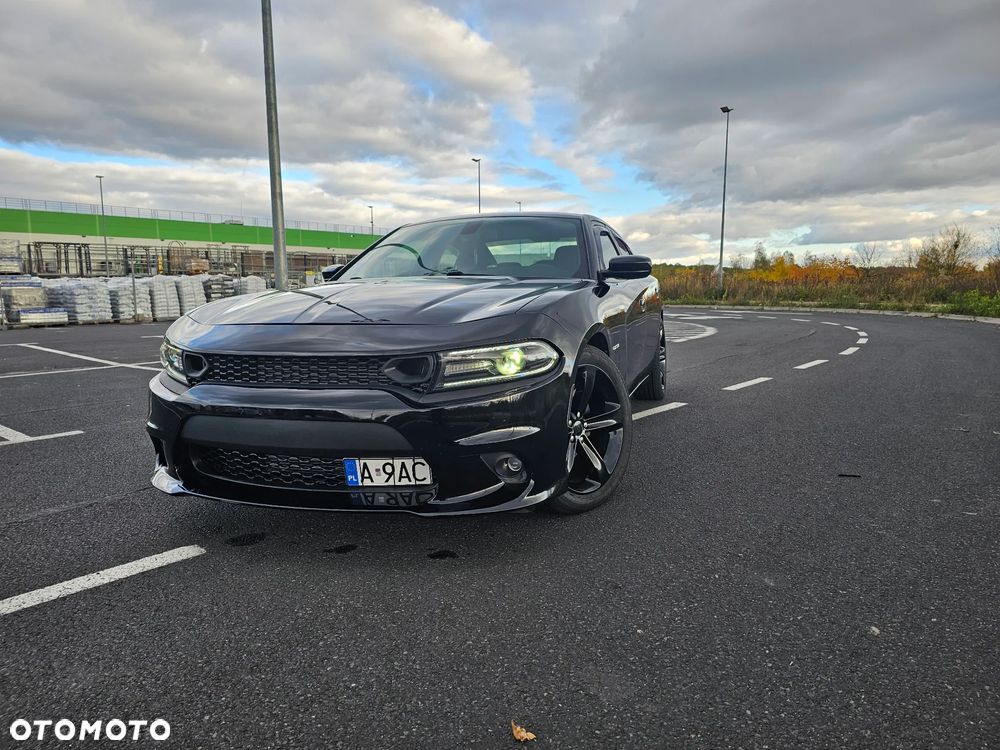 Dodge Charger - 4