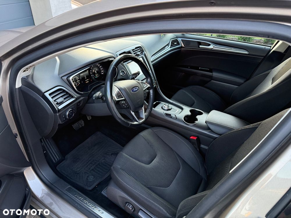 Ford Mondeo - 11