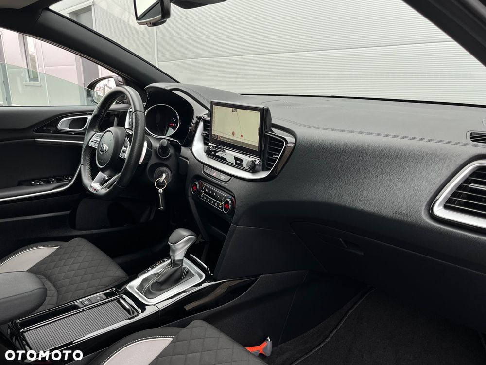 Kia ProCeed 1.5 T-GDI DCT7 OPF GT LINE - 18