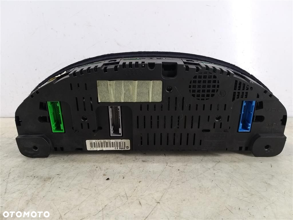 Licznik AUDI A6C5 2001-2004 LIFT VDO 4B0920933G - 2