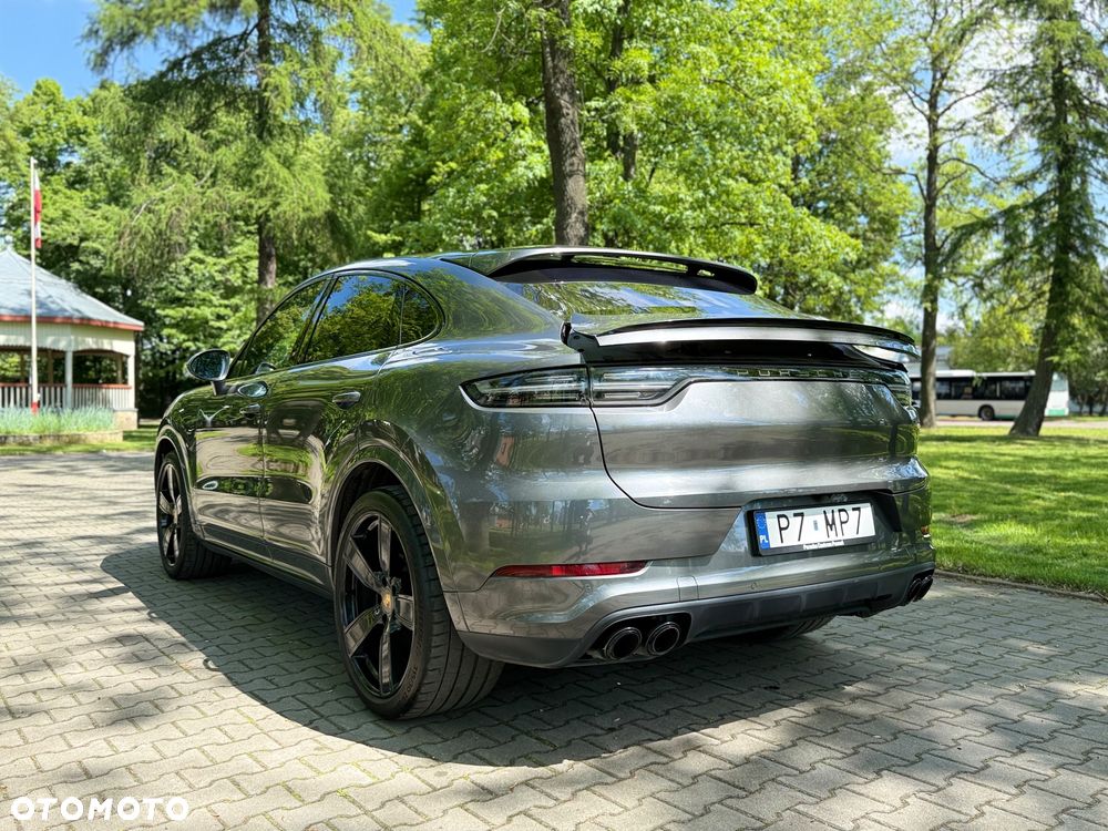 Porsche Cayenne - 14