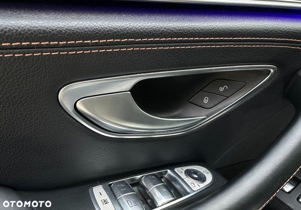 Mercedes-Benz CLS - 14