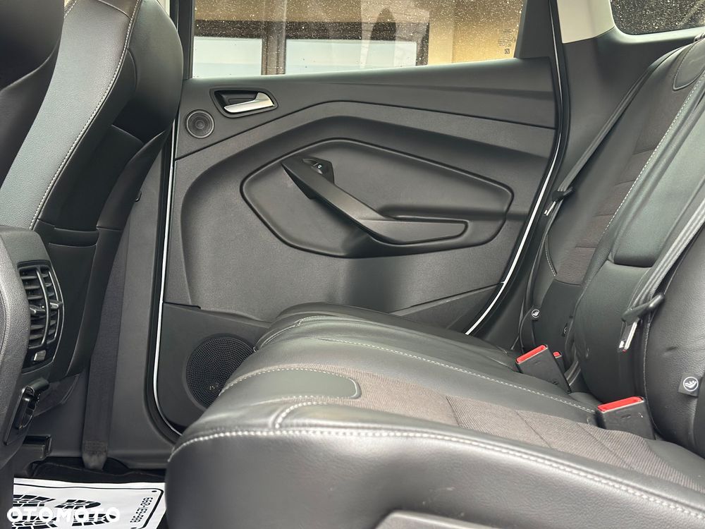 Ford Kuga 2.0 TDCi 4x4 ST-Line - 18