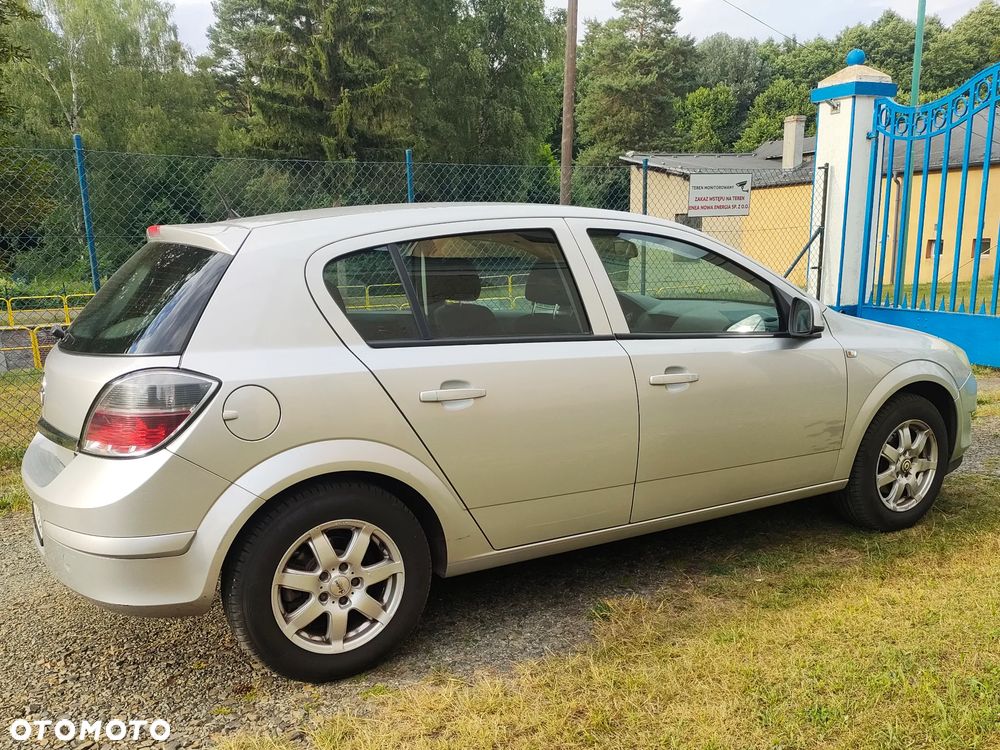 Opel Astra 1.6 - 4