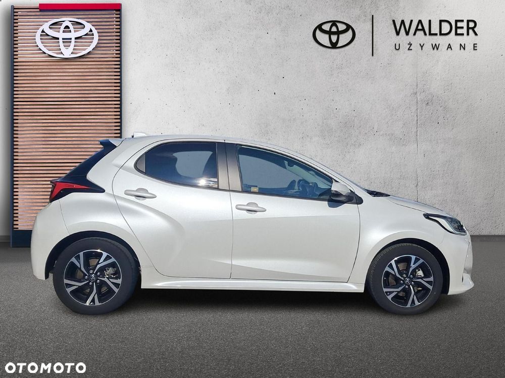 Toyota Yaris Hybrid 1.5 Style - 4