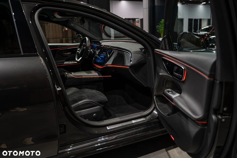 Mercedes-Benz Klasa E 220 d mHEV 4-Matic AMG 9G-Tronic - 20