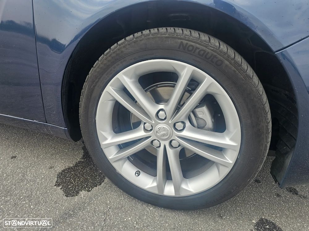 Opel Insignia 2.0 CDTI Selection S/S - 10