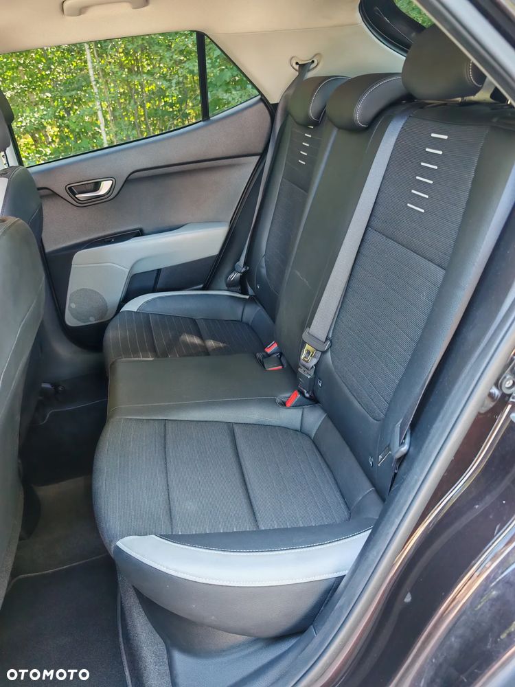 Kia Stonic - 14