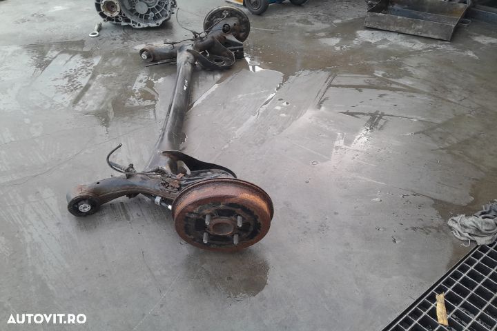 Punte spate Toyota Yaris XP130 [2011 - 2014] Hatchback 5-usi 1.0 MT ( - 2