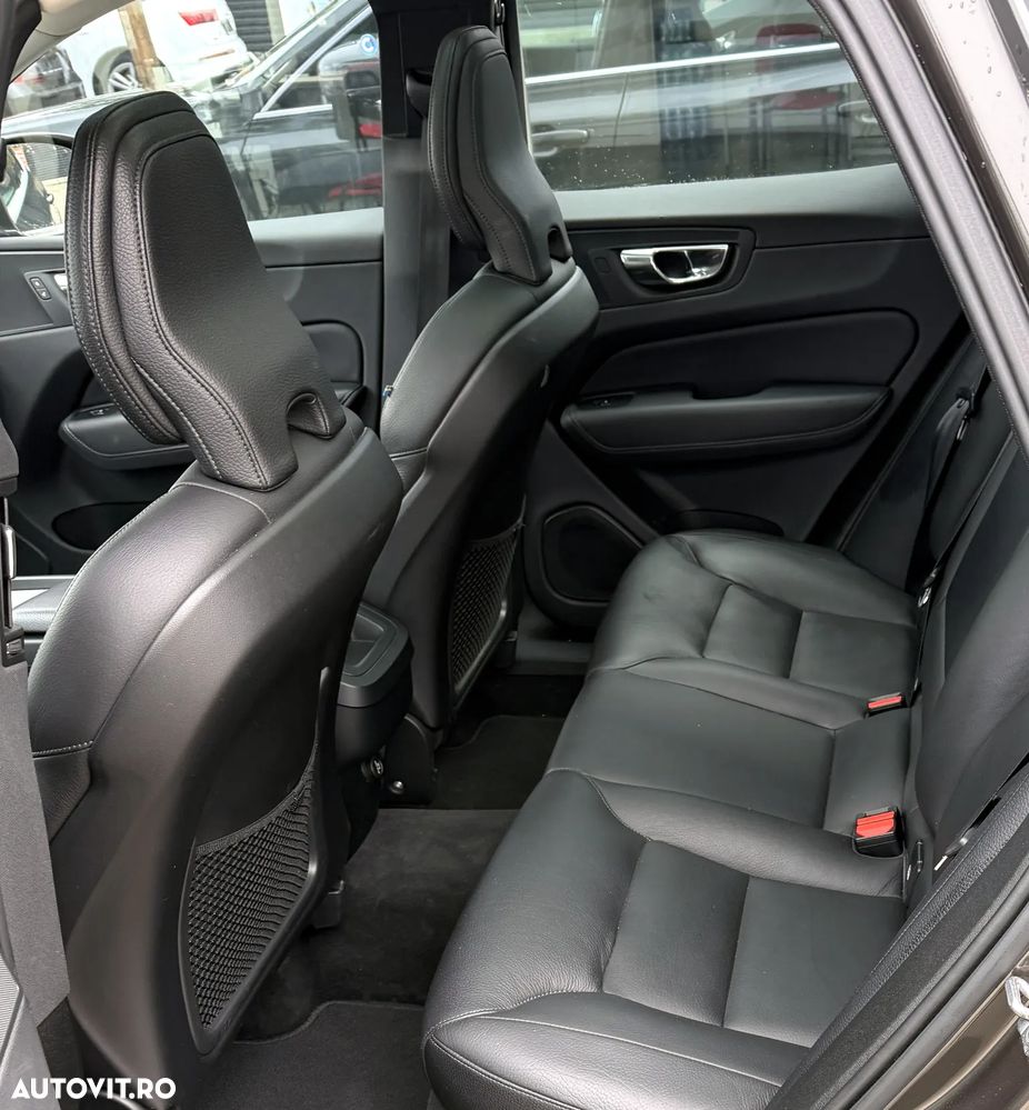 Volvo XC 60 D4 AWD Geartronic Inscription - 8