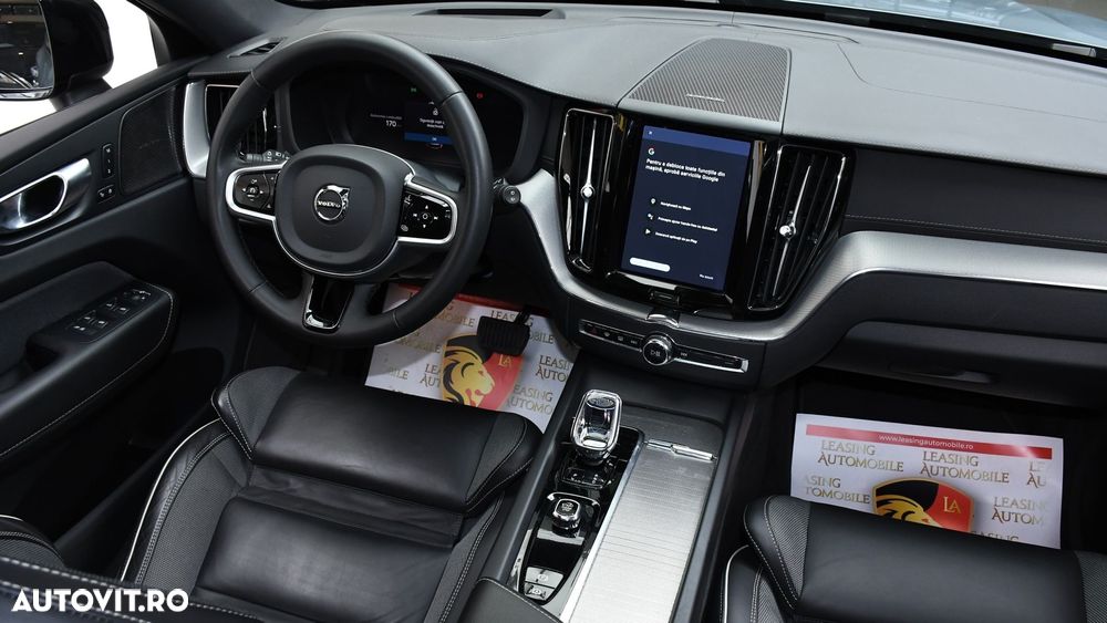 Volvo XC 60 B5 D AWD Ultimate Dark - 8