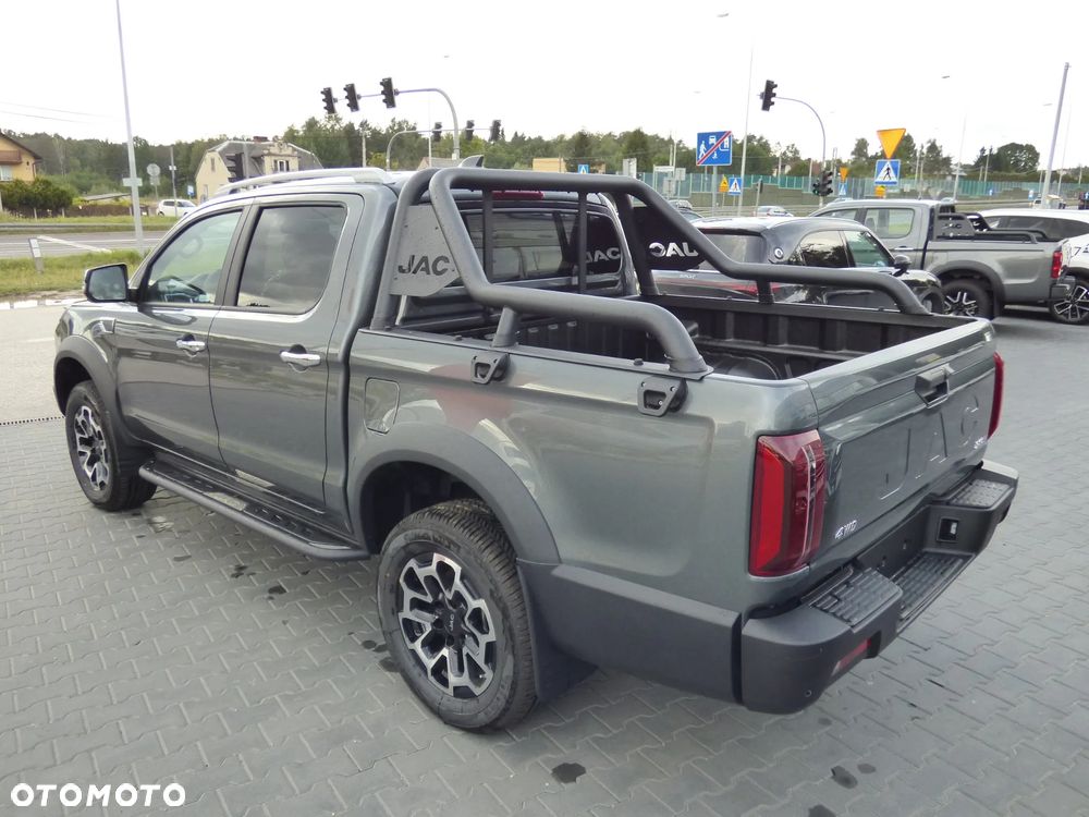 JAC T9 - 8