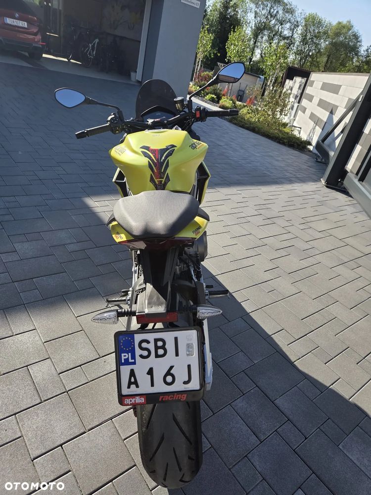 Aprilia Tuono - 3