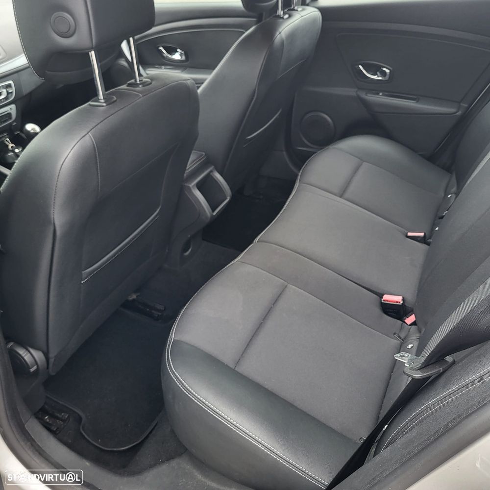Renault Mégane ENERGY dCi 110 INTENS - 30