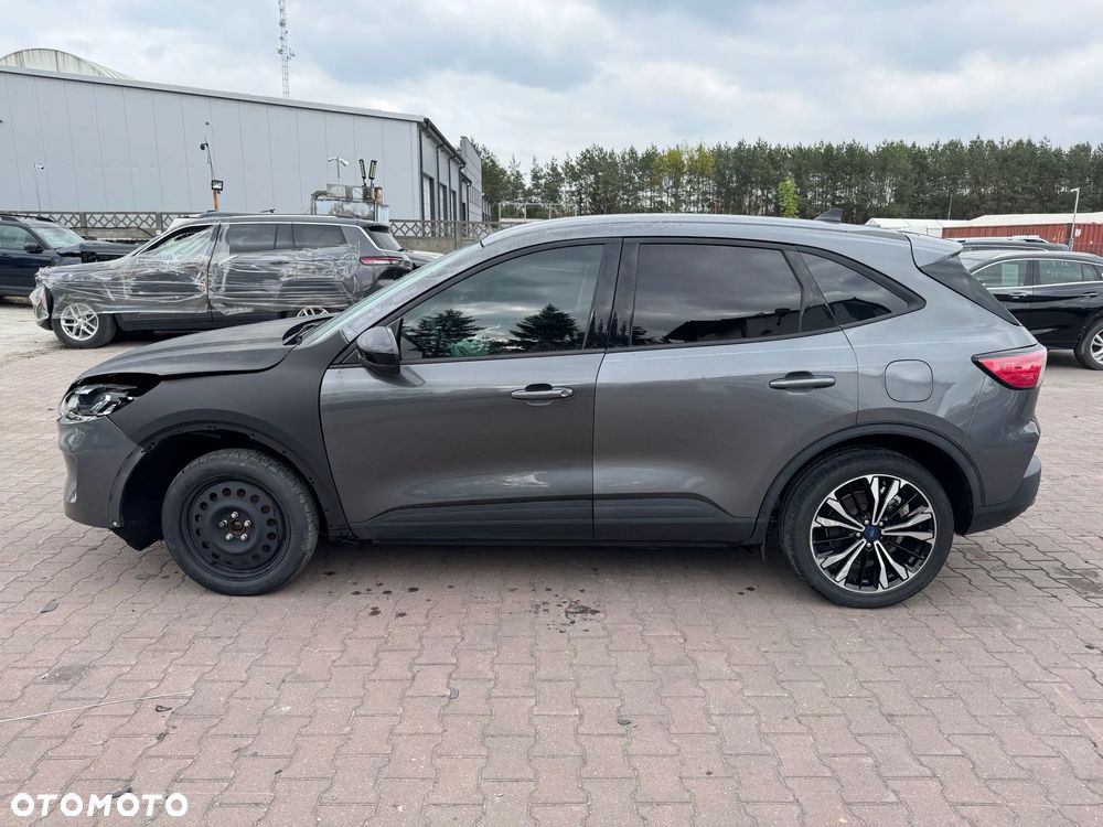 Ford Kuga 1.5 EcoBoost 4x4 SYNC - 4
