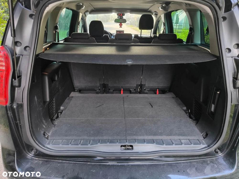 Peugeot 5008 2.0 HDi Allure 7os - 8