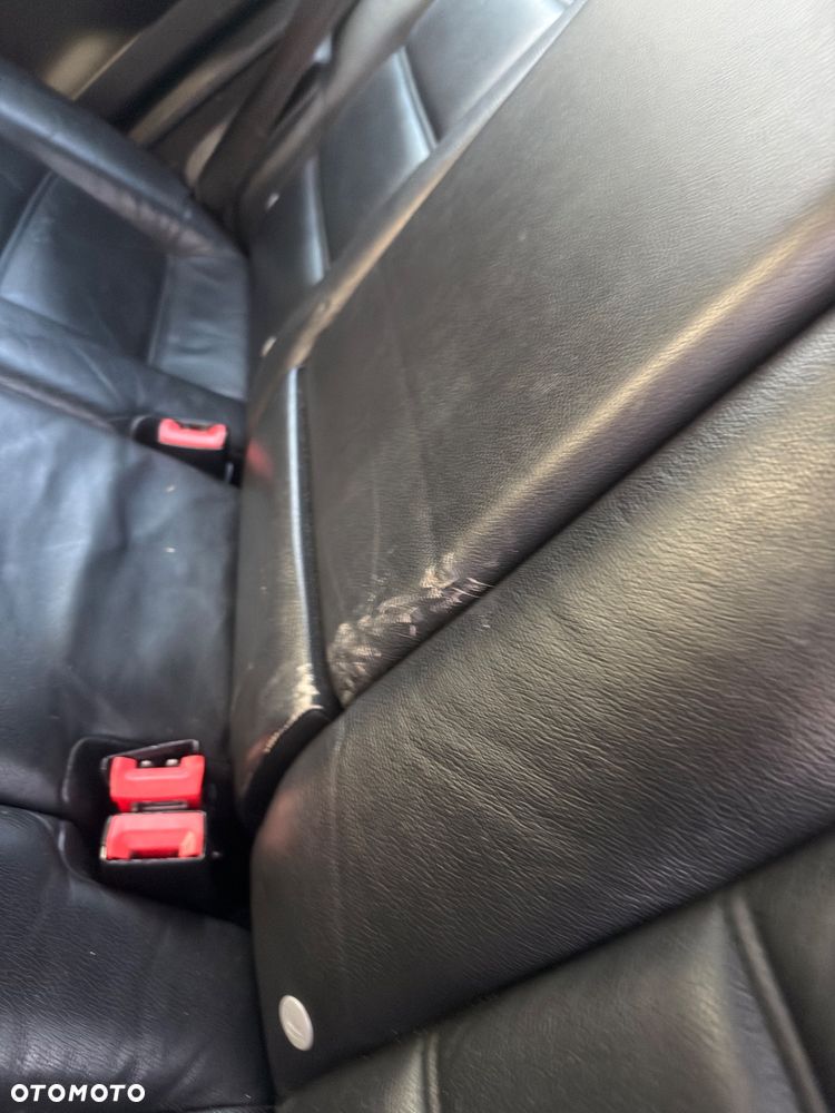 Porsche Cayenne - 21