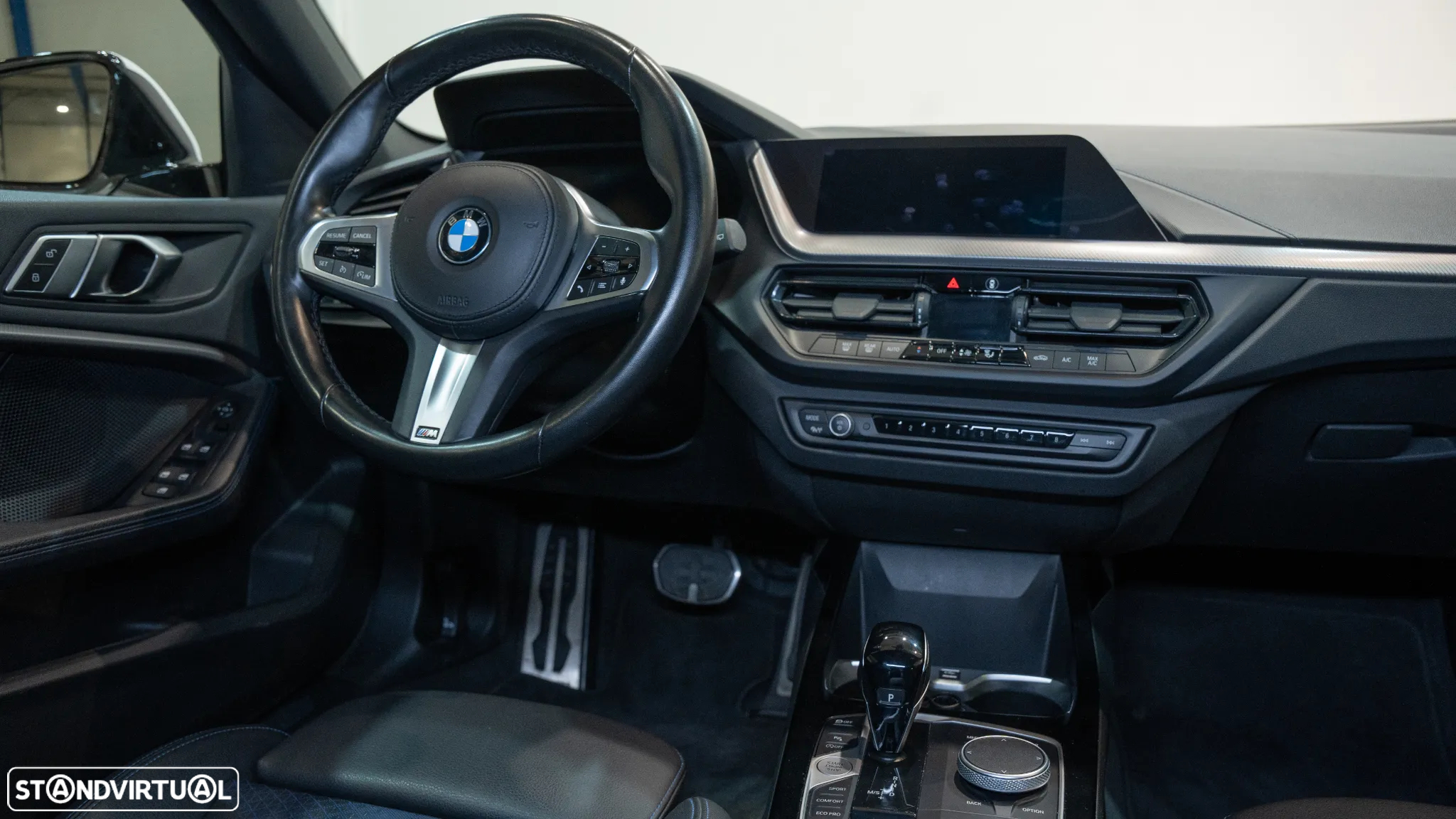 BMW 116 d Pack Desportivo M Auto - 12