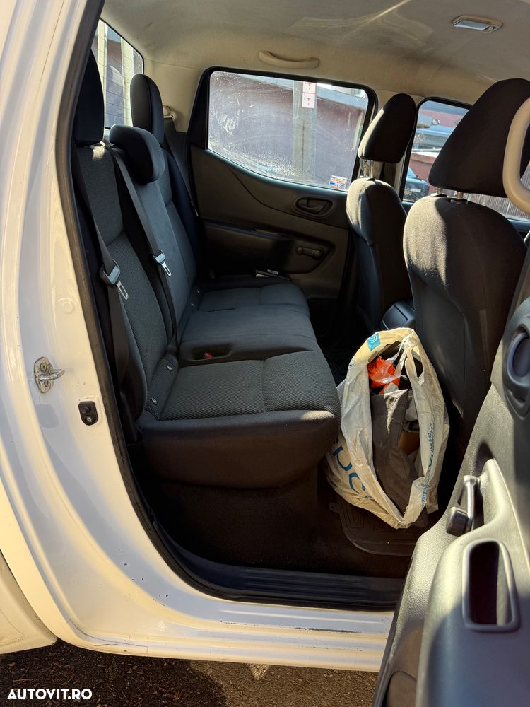 Nissan Navara Double Cab Visia - 30