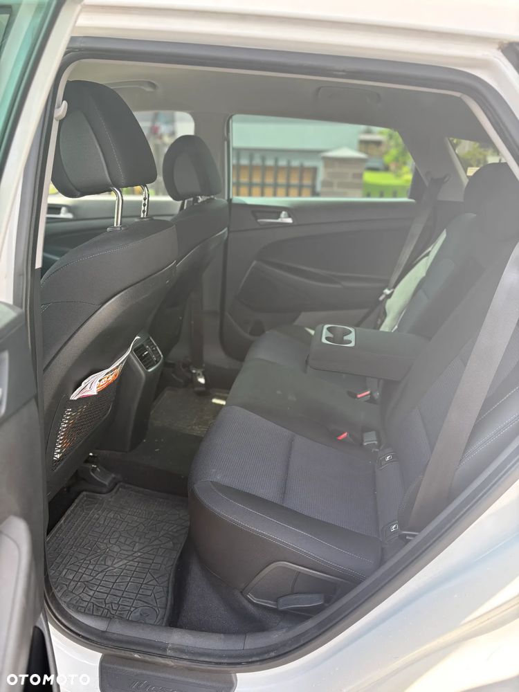 Hyundai Tucson 1.7 CRDI BlueDrive Comfort 2WD - 7