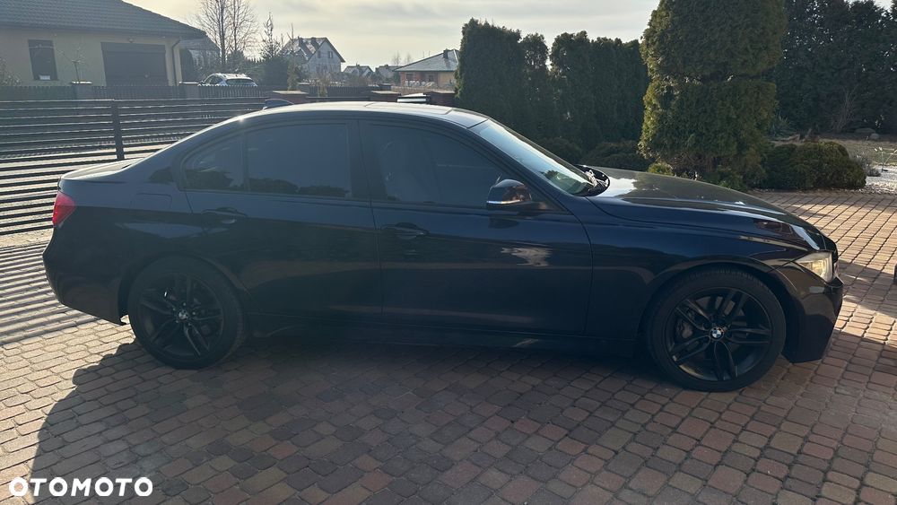 BMW Seria 3 335i xDrive Edition Sport - 9