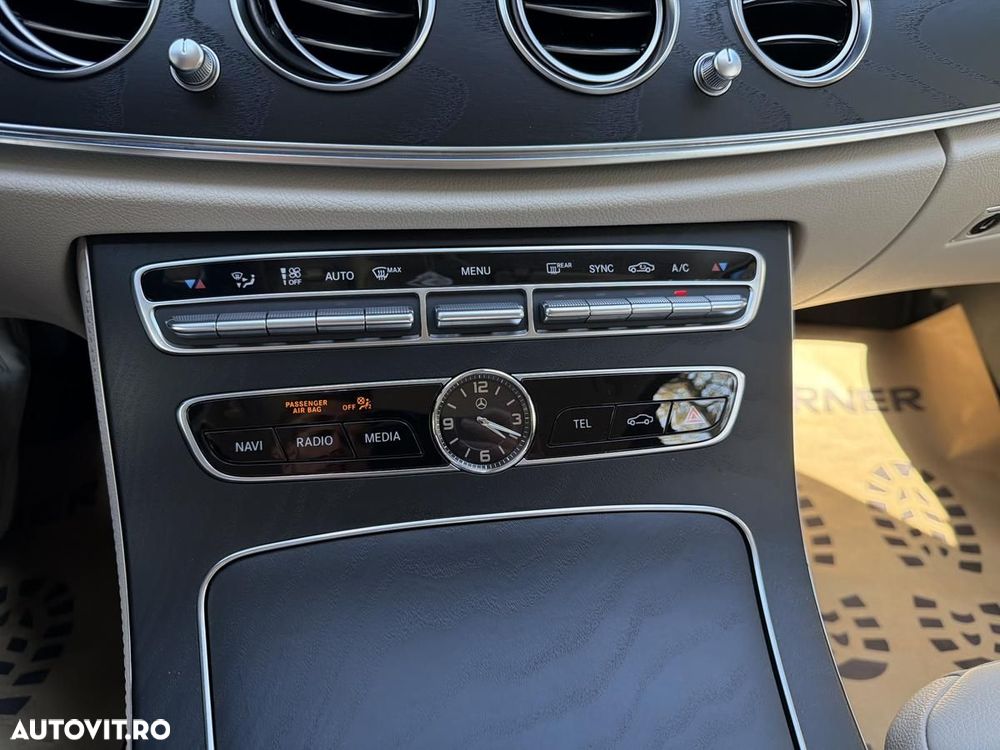 Mercedes-Benz E 200 4MATIC 9G-TRONIC AMG Line - 22