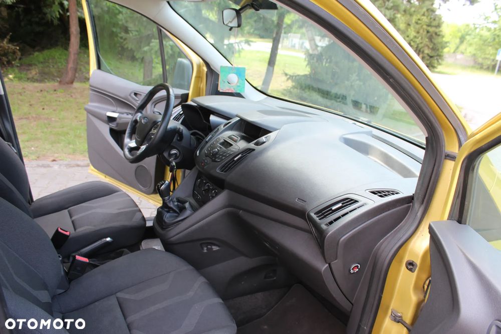 Ford Tourneo Connect Gr 1.6 TDCi Titanium - 23