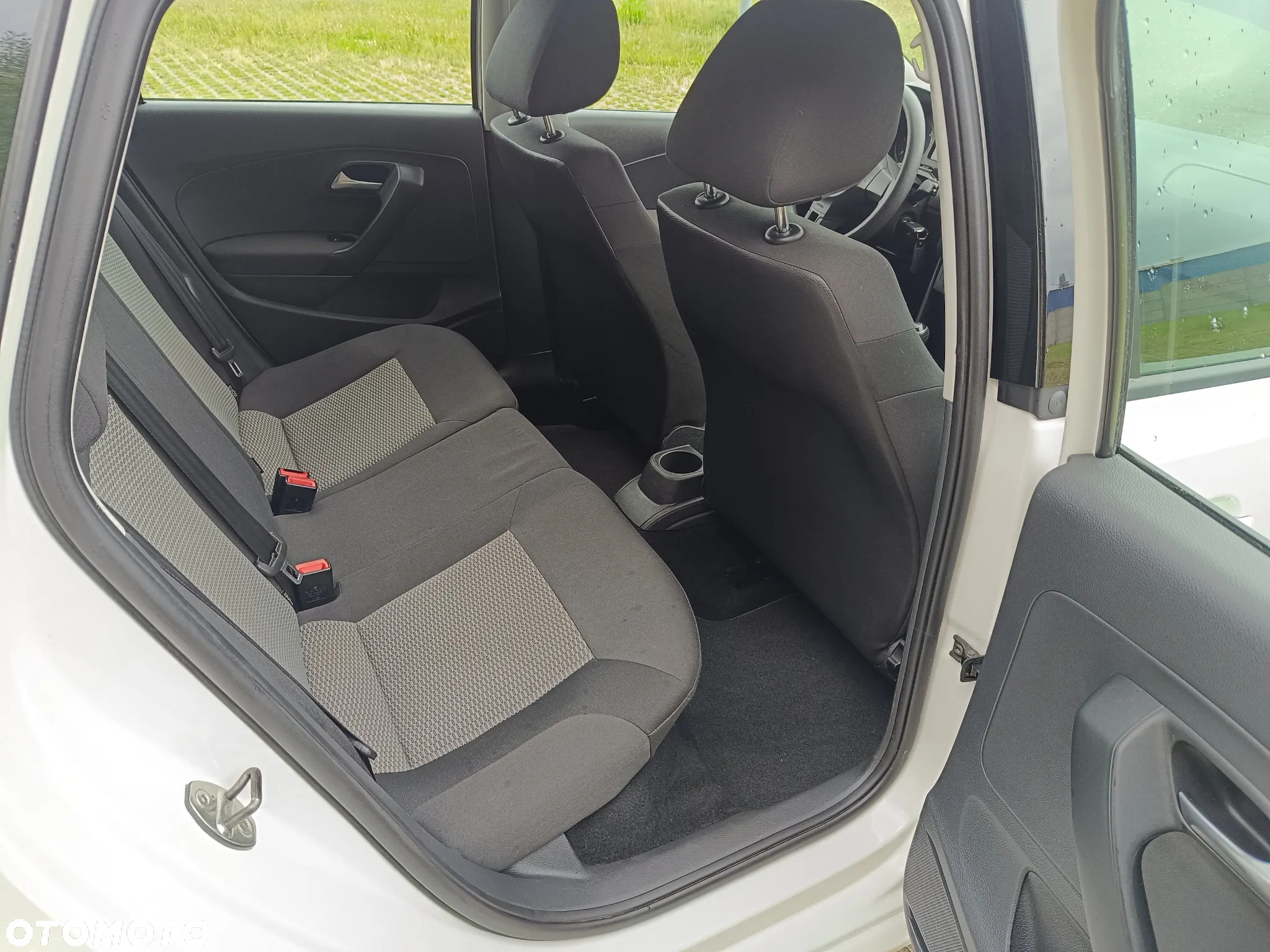 Volkswagen Polo - 18