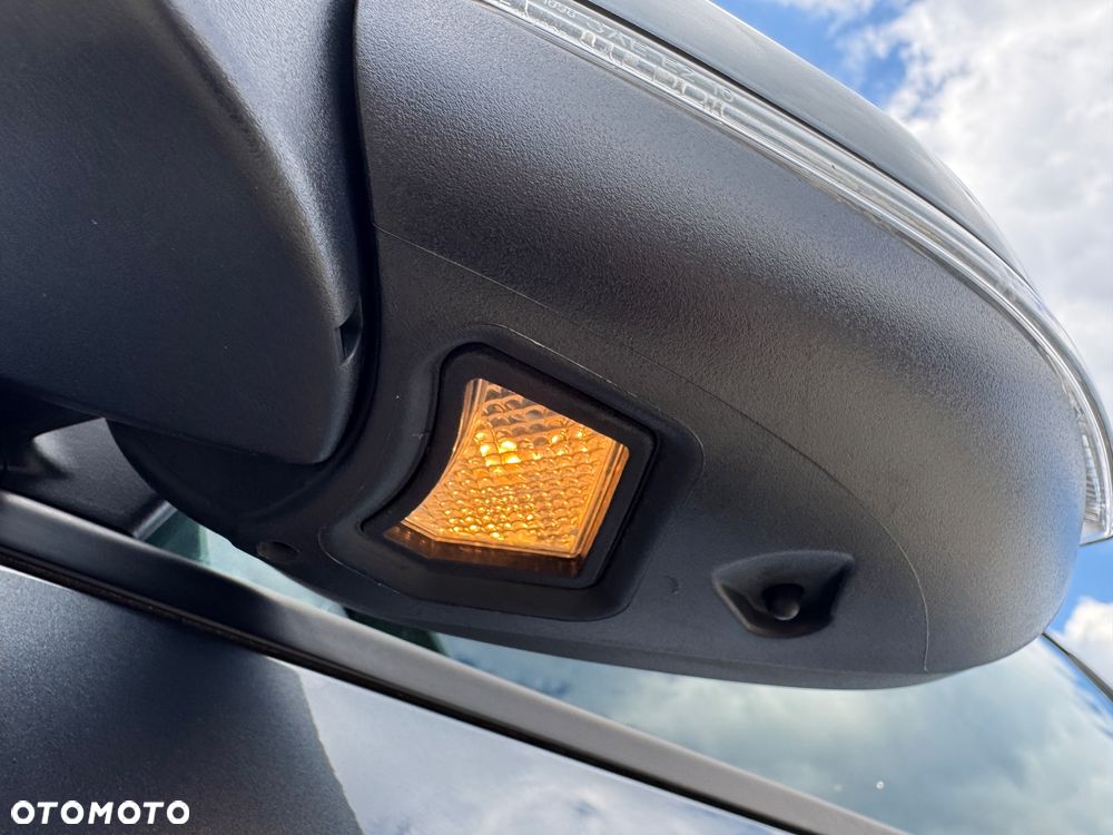 Volvo V40 - 16