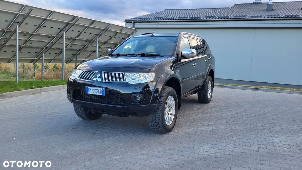 Mitsubishi Pajero Sport 2.5 DID Intense + - 2