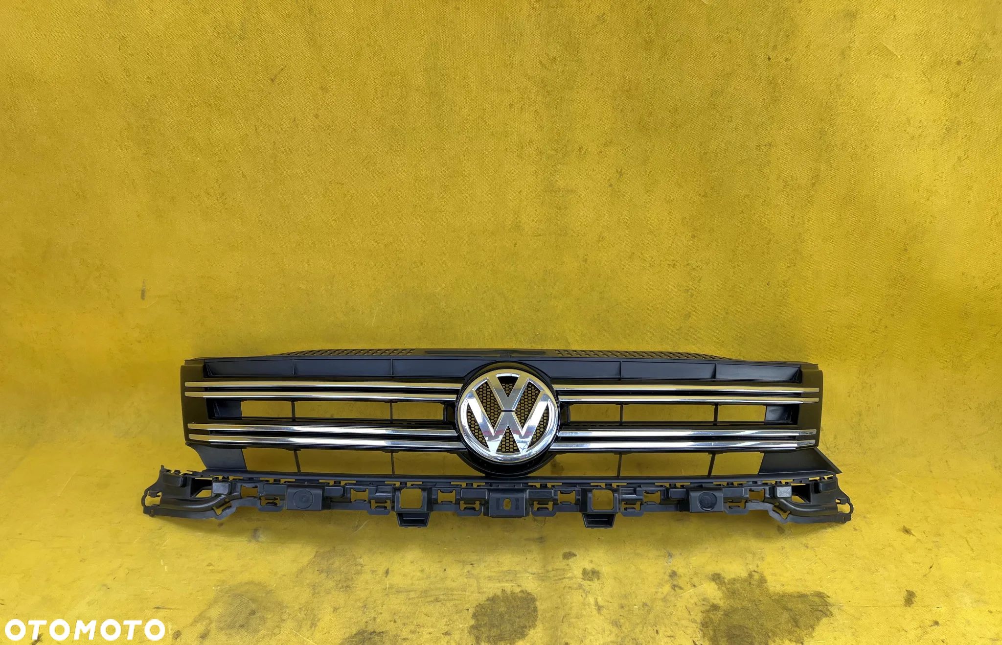 GRILL ATRAPA VW TIGUAN LIFT 5N0853653E ORYGINAŁ - 1
