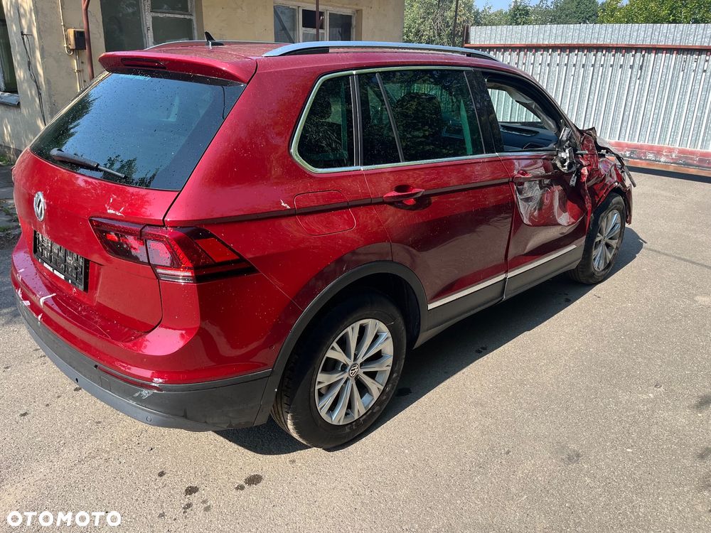 Volkswagen Tiguan - 6