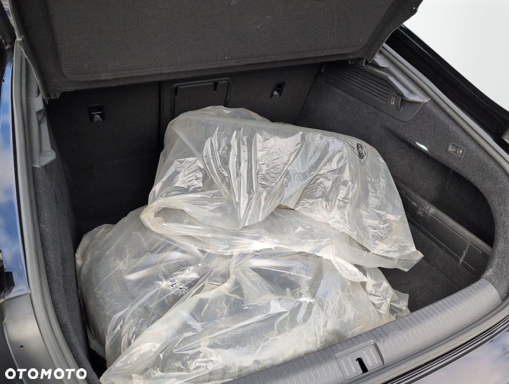 Volkswagen Arteon 2.0 TDI 4Motion R-Line DSG - 9