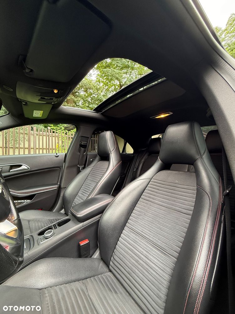 Mercedes-Benz CLA 220 d 7G-DCT AMG Line - 15