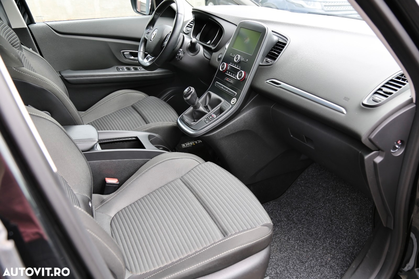 Renault Scenic ENERGY dCi 110 EXPERIENCE - 6