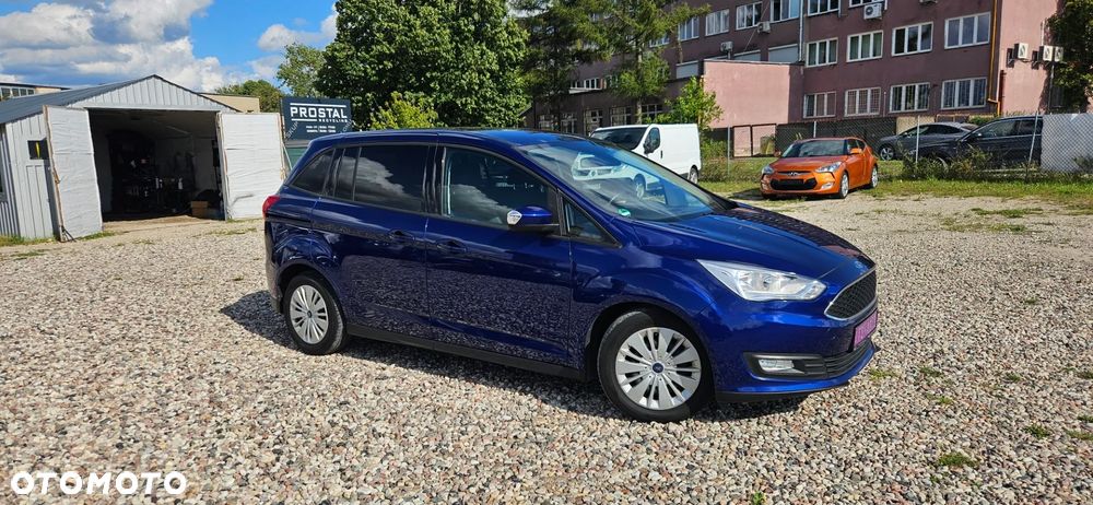Ford Grand C-MAX - 11