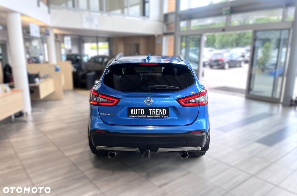 Nissan Qashqai 1.2 DIG-T Xtronic TEKNA+ - 6