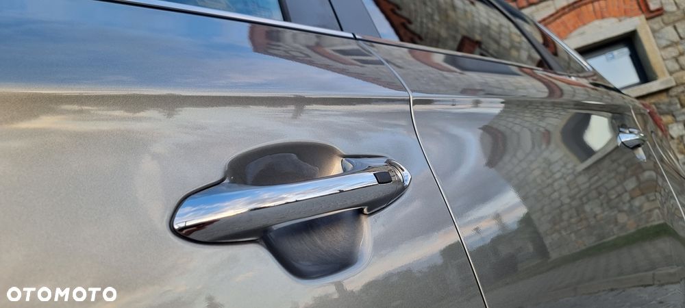 Kia Carens 1.6 GDI ISG Spirit - 37