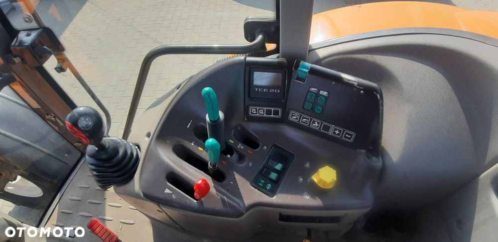 Renault Ares 640 RZ - 14