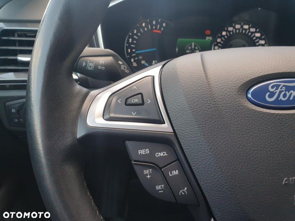 Ford Mondeo - 14