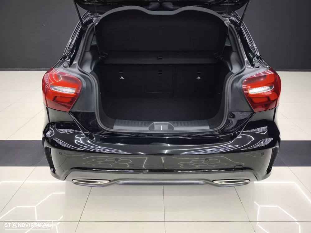 Mercedes-Benz A 180 d AMG Line - 16