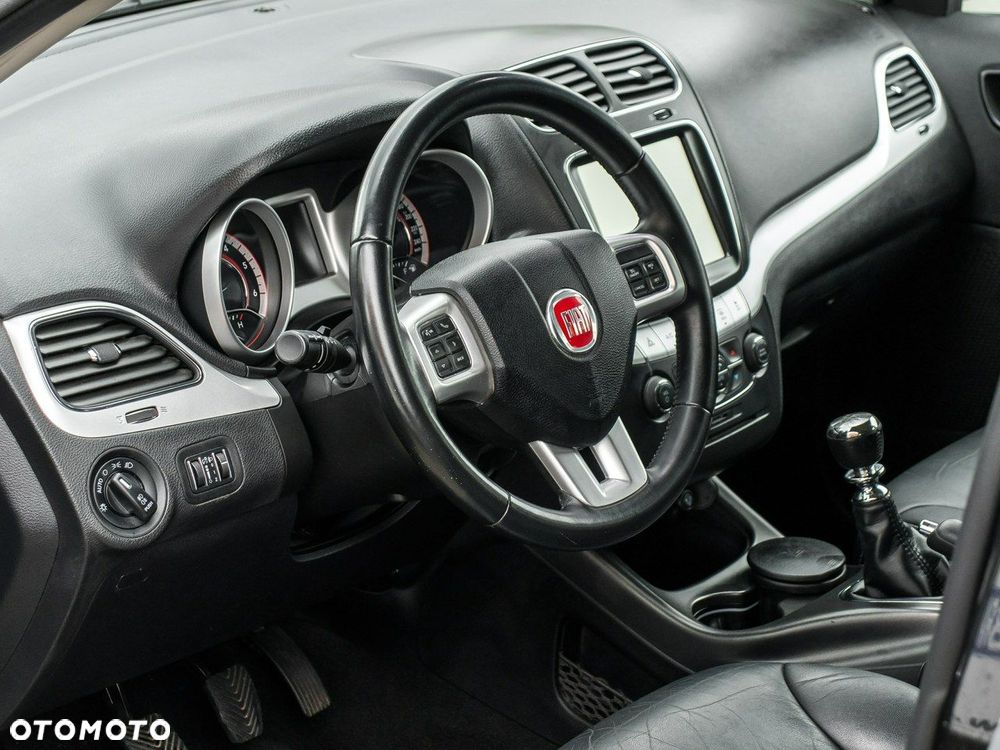 Fiat Freemont 2.0 Multijet Lounge - 12