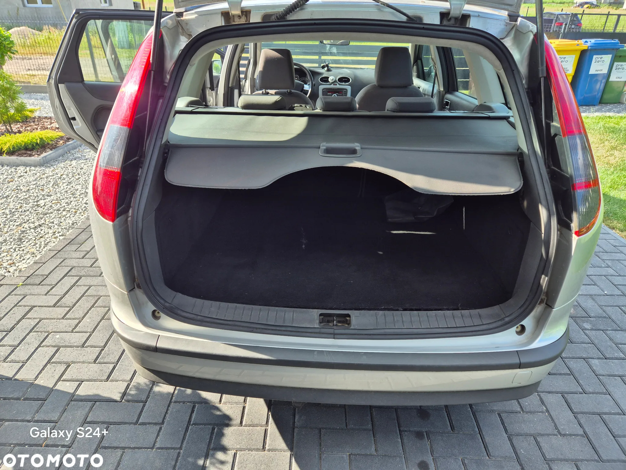 Ford Focus 1.6 16V Trend - 12