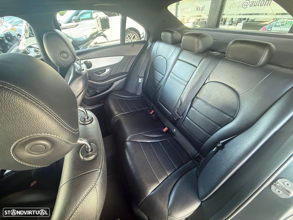Mercedes-Benz C 180 d AMG Line - 26