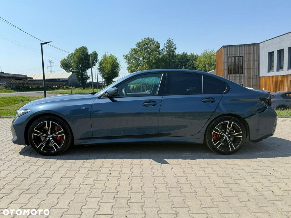 BMW Seria 3 320d xDrive mHEV M Sport - 2